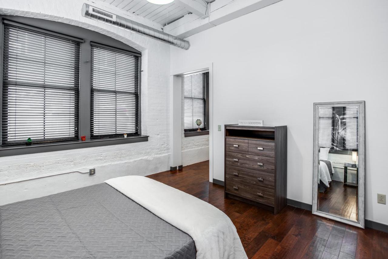 Ferienwohnung Ny Style Centric Loft With King Bed By Park Ave Rochester Exterior foto